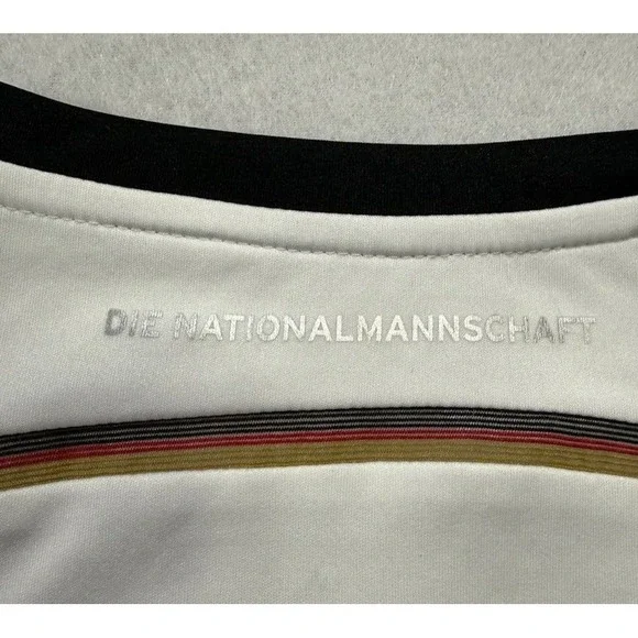 Adidas Shirt Deutscher Fussball-Bund Soccer Climacool Women Medium White V Neck - Picture 14 of 16